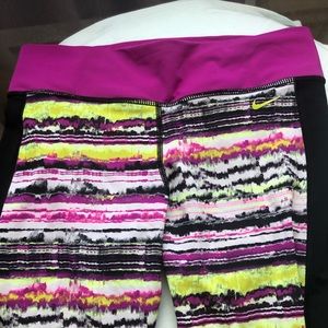 Nike workout capris